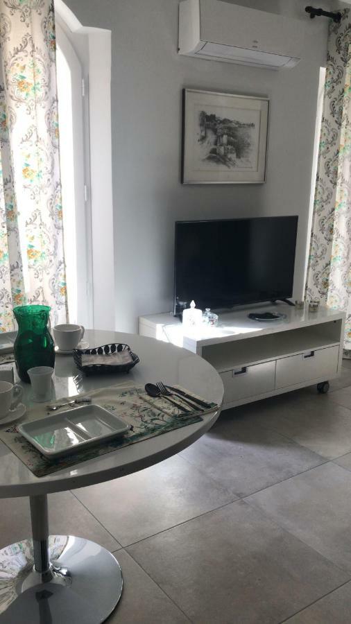 Ferienwohnung Petit Reve LʼIsle-sur-la-Sorgue Exterior foto